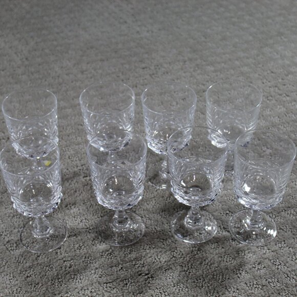 J G. Durand Set of 8 Cristal d' Arques St Germain n4 Crystal Wine Glasses 5 Oz - Picture 1 of 7